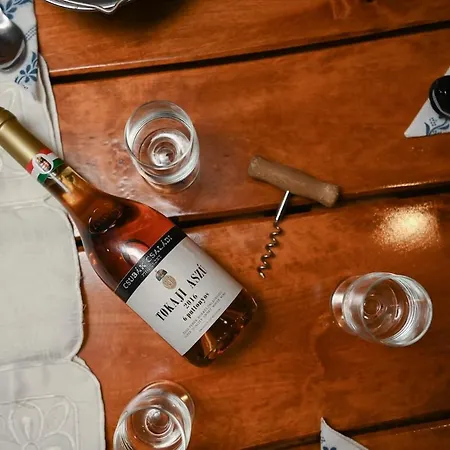 Dezsa-vu Vendeghaz Semesterbostad *